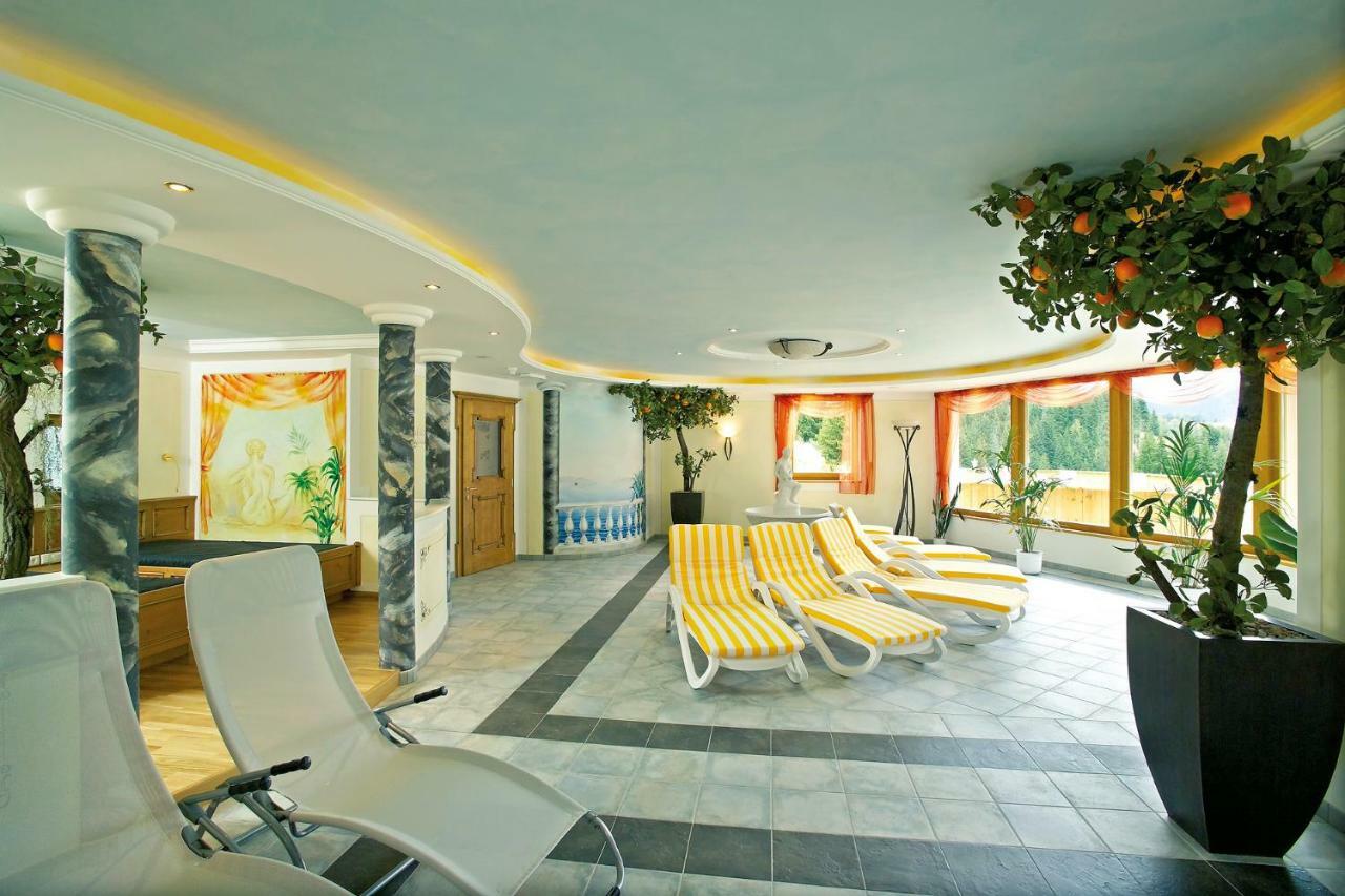 Hotel Schwarzenbach ノーヴァ・ポネンテ エクステリア 写真