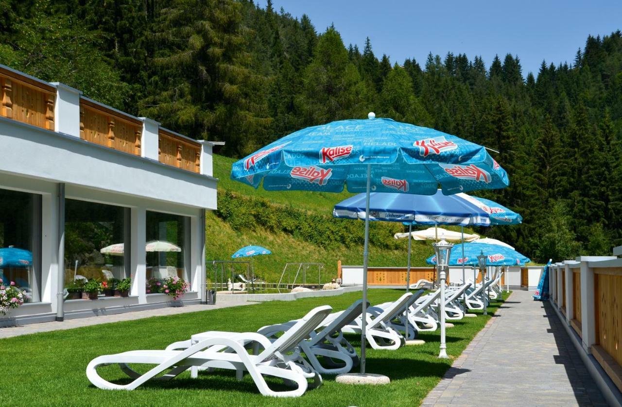 Hotel Schwarzenbach ノーヴァ・ポネンテ エクステリア 写真